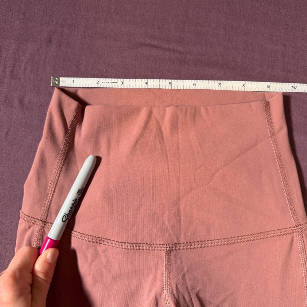 Lululemon Wunder Under HR Crop 23" Scallop Full-On Luxtreme Spiced Chai - Size 0 - Picture 4 of 6